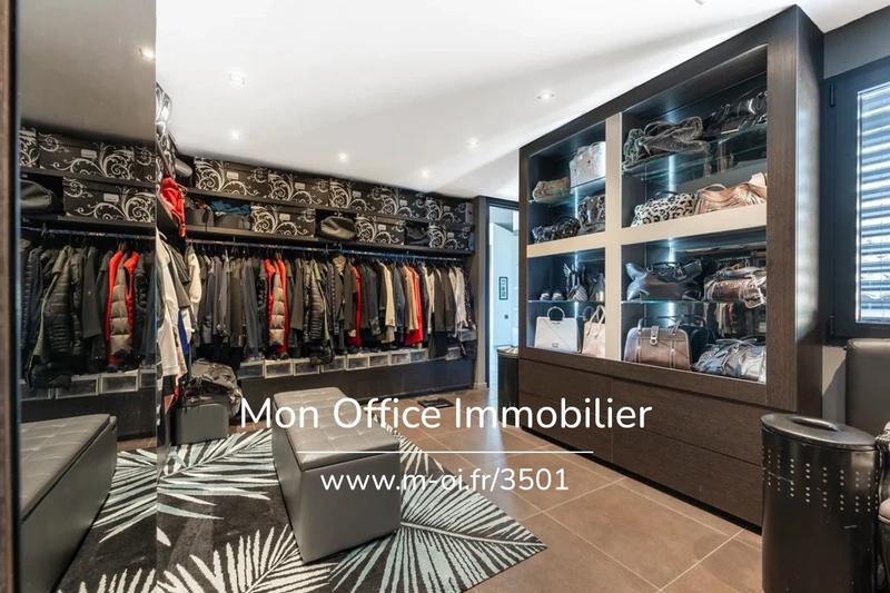 Villa - 465 m² - 12 pièces