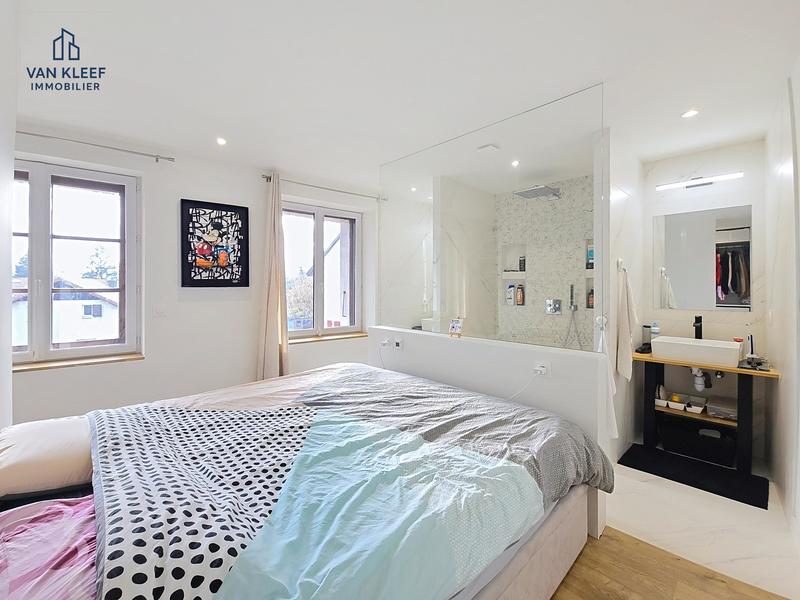 Immeuble - 258 m² - 9 pièces