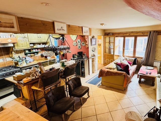 Maison en pierre - 110 m² - 5 pièces