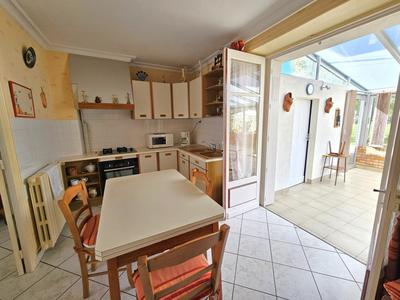 Maison - 93 m² - 5 pièces