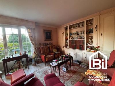 Maison - 151 m² - 7 pièces