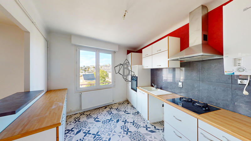 Appartement - 77 m² - 4 pièces