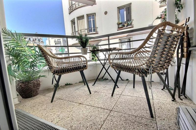 Appartement - 80 m² - 4 pièces