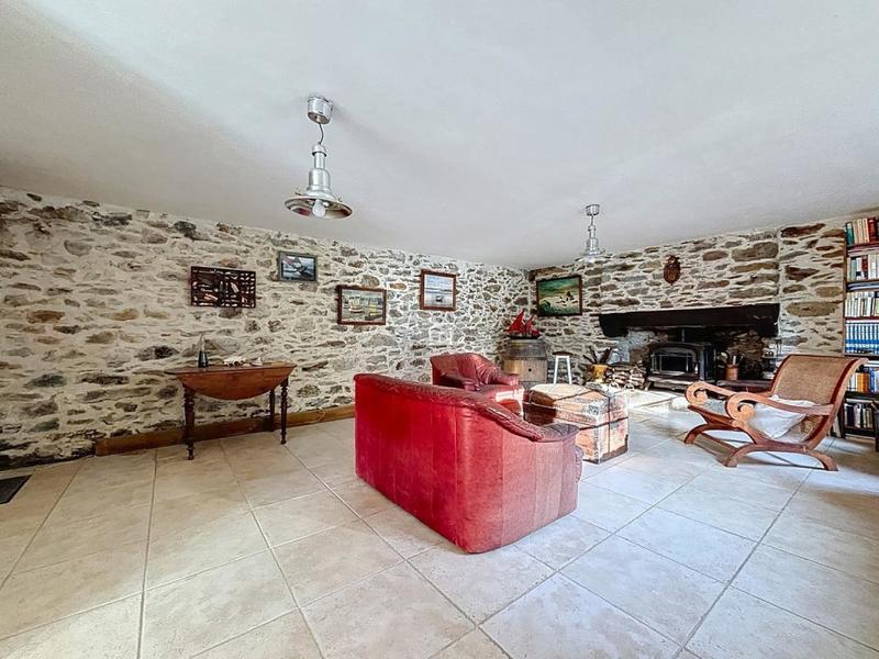 Maison - 160 m² - 7 pièces