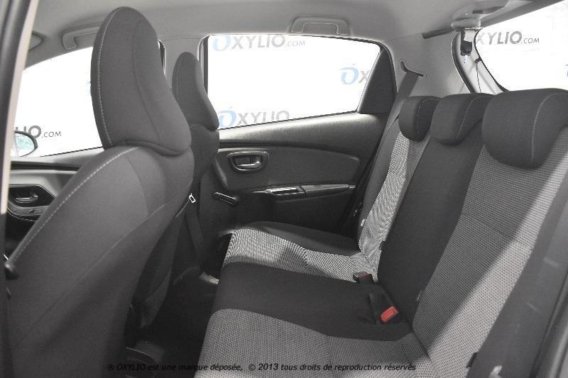 Toyota Yaris III (3) Hybrid 100h France Business Cvt 5 Pt