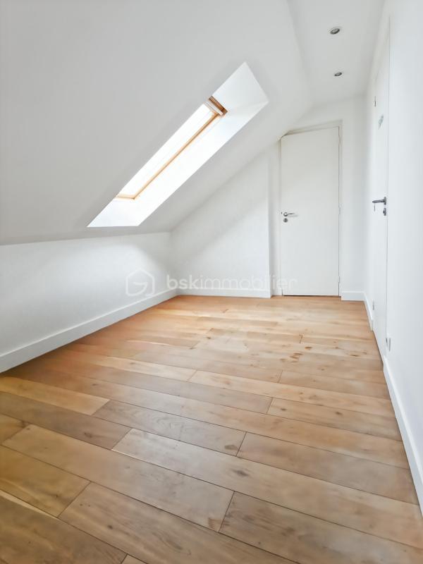 Maison - 190 m² - 9 pièces