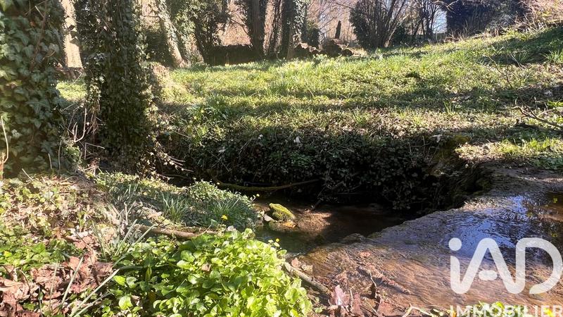 Maison - 300 m² - 10 pièces