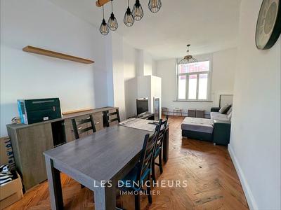 Immeuble - 130 m² - 6 pièces