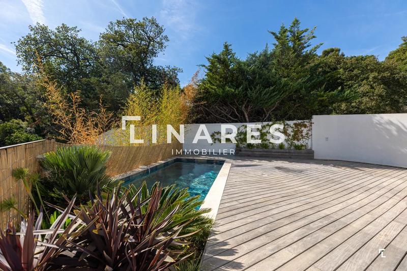 Maison - 170 m² - 6 pièces