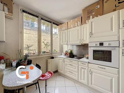 Appartement - 60 m² - 2 pièces