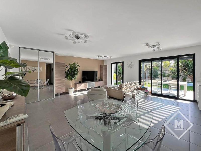 Maison - 100 m² - 4 pièces