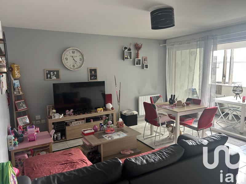Appartement - 64 m² - 3 pièces