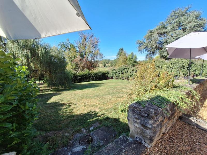 Maison - 208 m² - 8 pièces