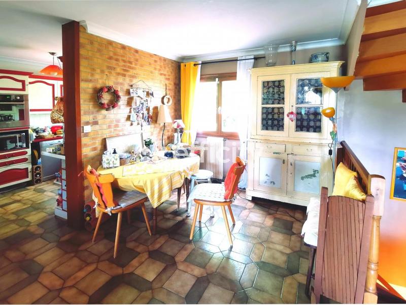 Maison - 121 m² - 5 pièces