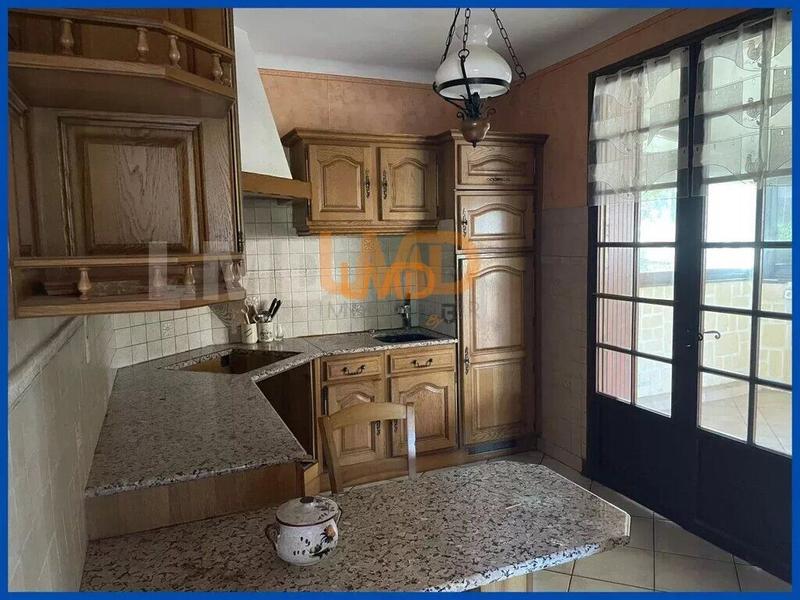 Maison - 90 m² - 3 pièces