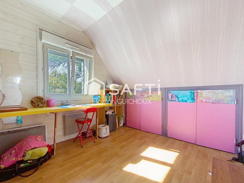 Maison - 96 m² - 5 pièces