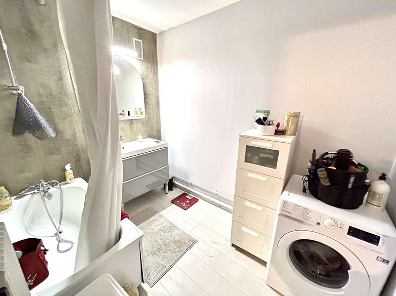 Appartement - 76 m² - 4 pièces