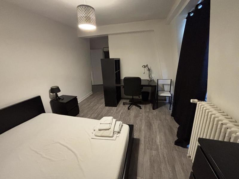 Chambre - 14 m² - 1 pièce