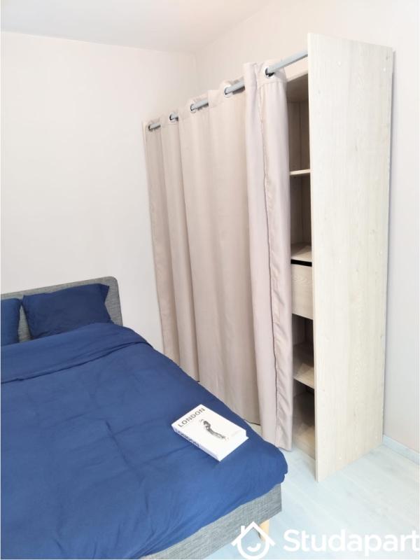 Chambre - 11 m² - 1 pièce