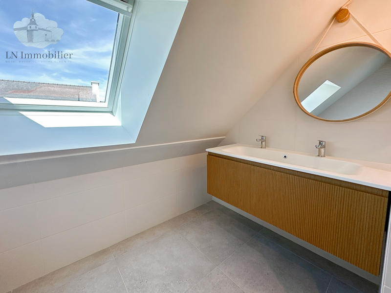 Maison - 115 m² - 7 pièces