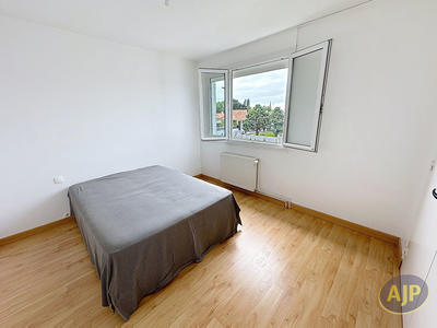 Maison - 86 m² - 6 pièces