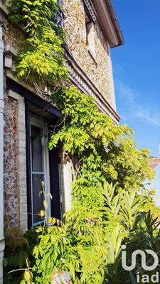 Maison - 294 m² - 8 pièces