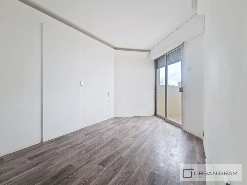 Appartement - 90 m² - 3 pièces