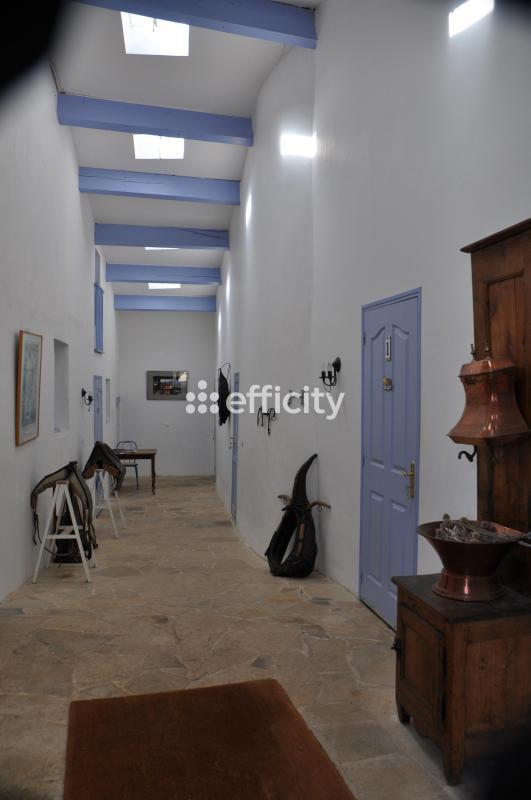 Maison - 400 m² - 13 pièces