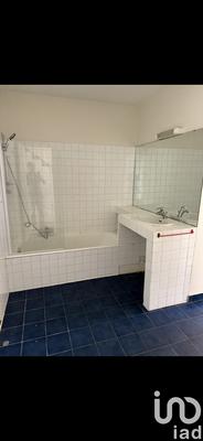 Maison - 220 m² - 11 pièces