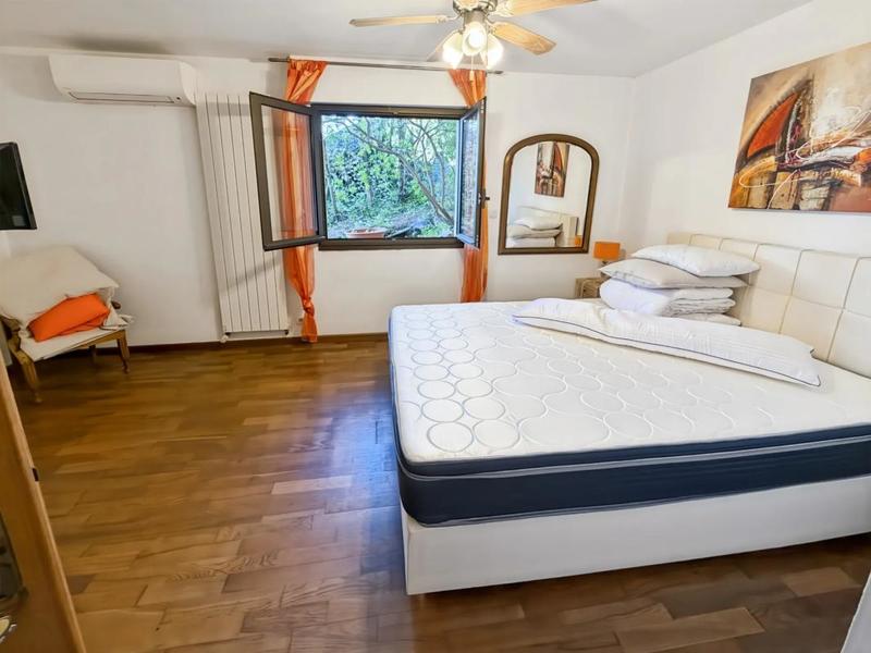 Appartement - 183 m² - 5 pièces