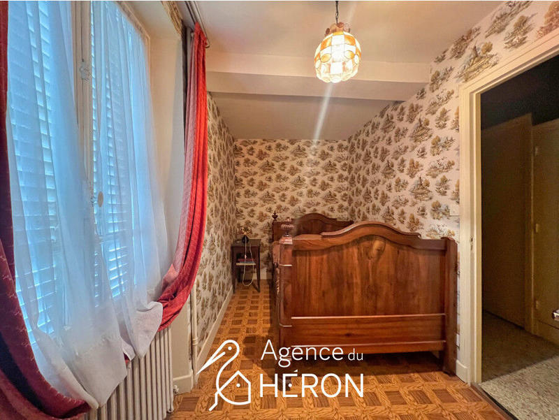 Propriété - 112 m² - 6 pièces