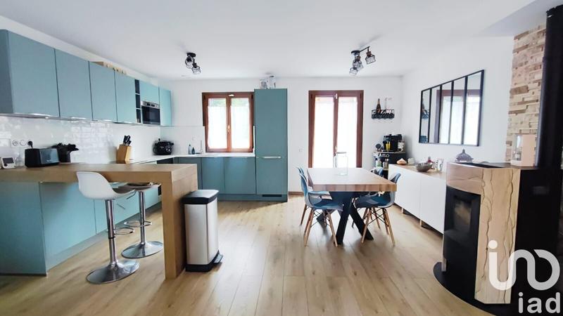 Maison - 100 m² - 6 pièces