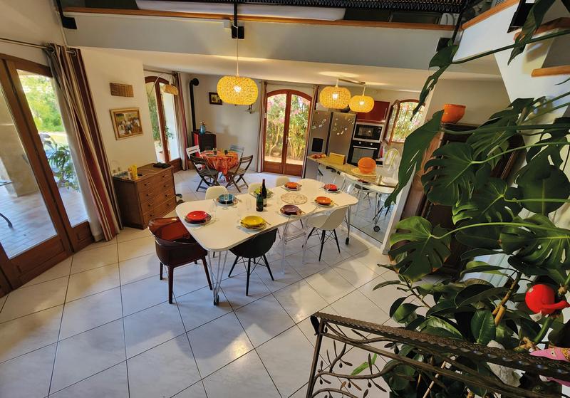 Maison - 204 m² - 8 pièces