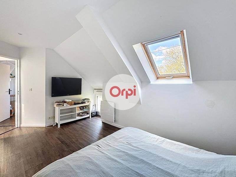 Maison en pierre - 84 m² - 4 pièces