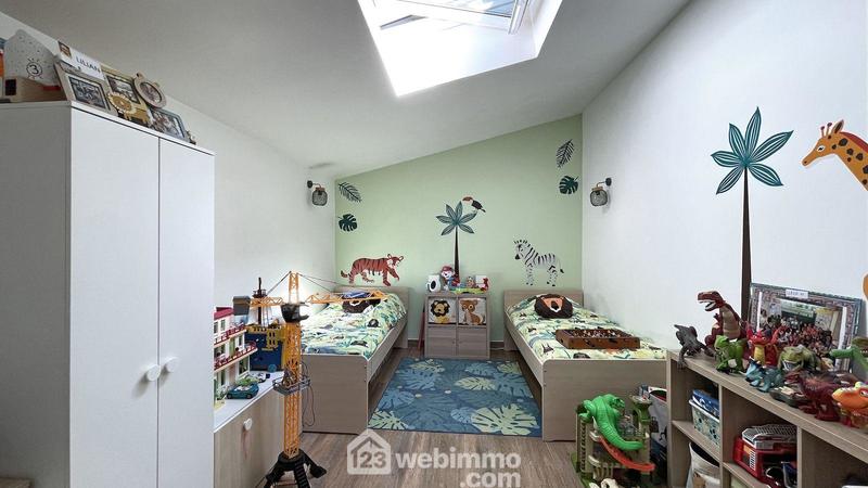 Loft - 149 m² - 7 pièces