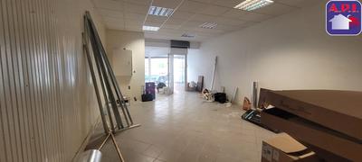 Local d'activités - 139 m² - 3 pièces