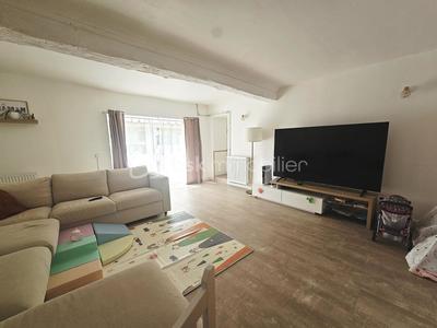 Maison en pierre - 125 m² - 6 pièces