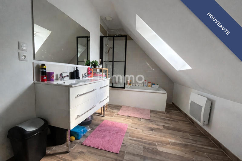 Maison - 92 m² - 5 pièces