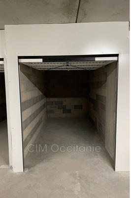 Parking / Garage - 12 m²