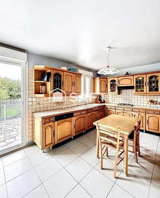 Maison de ville - 218 m² - 7 pièces