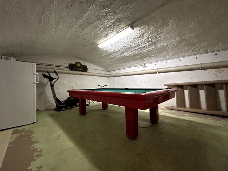 Demeure - 310 m² - 8 pièces