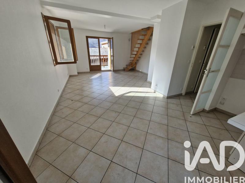 Maison - 98 m² - 5 pièces