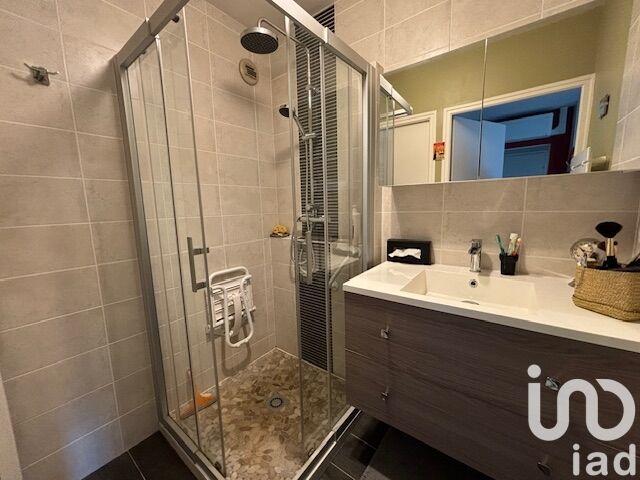 Appartement - 96 m² - 5 pièces