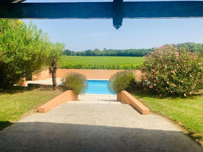 Maison - 221 m² - 7 pièces