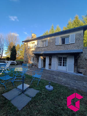 Maison - 106 m² - 5 pièces