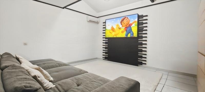 Maison - 177 m² - 7 pièces