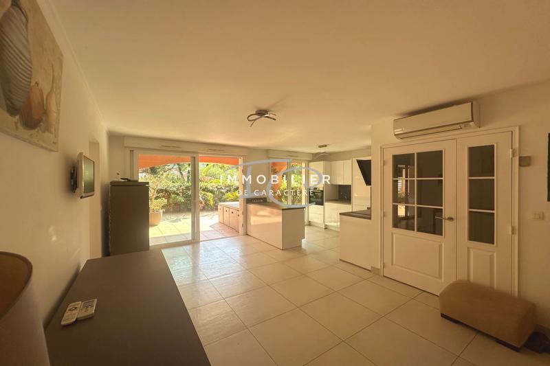 Appartement - 80 m² - 3 pièces