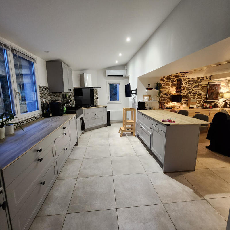 Demeure - 194 m² - 7 pièces