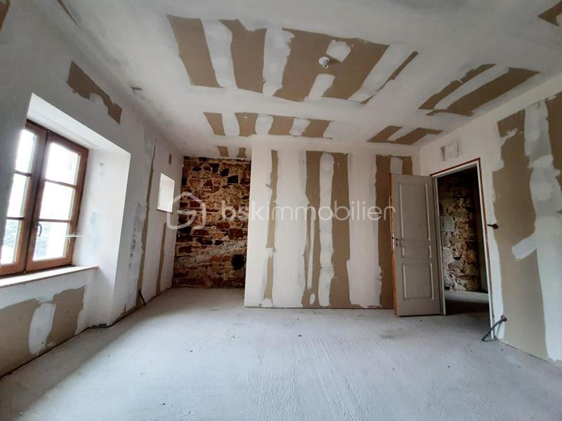 Maison en pierre - 120 m² - 6 pièces