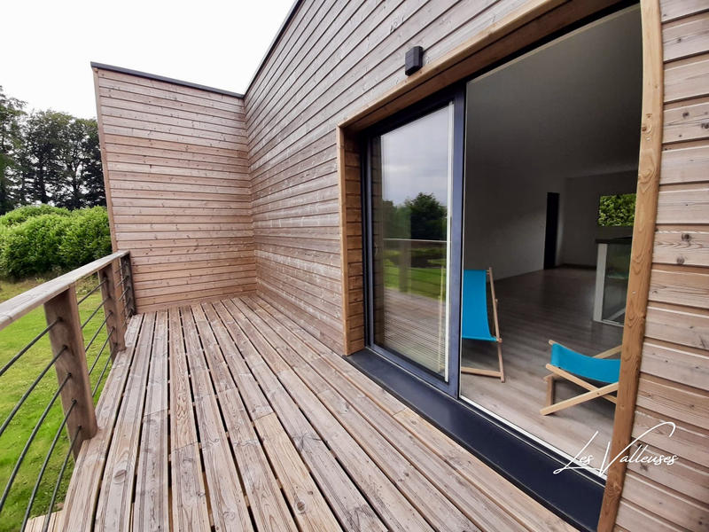 Maison - 220 m² - 6 pièces